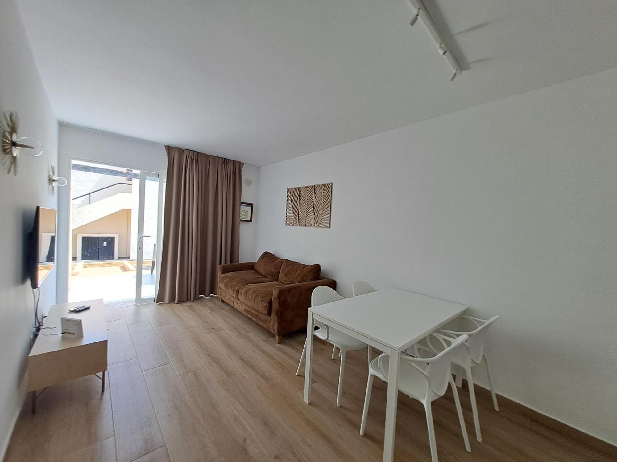 Homeforguest Apartamento 15 Con Terraza Y Piscina En Corralejo Eksteriør bilde