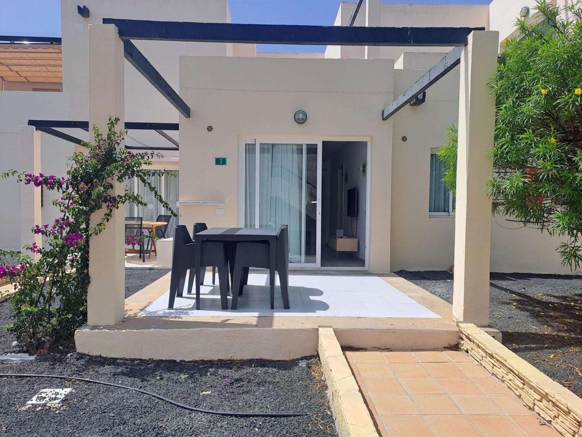 Homeforguest Apartamento 15 Con Terraza Y Piscina En Corralejo Eksteriør bilde